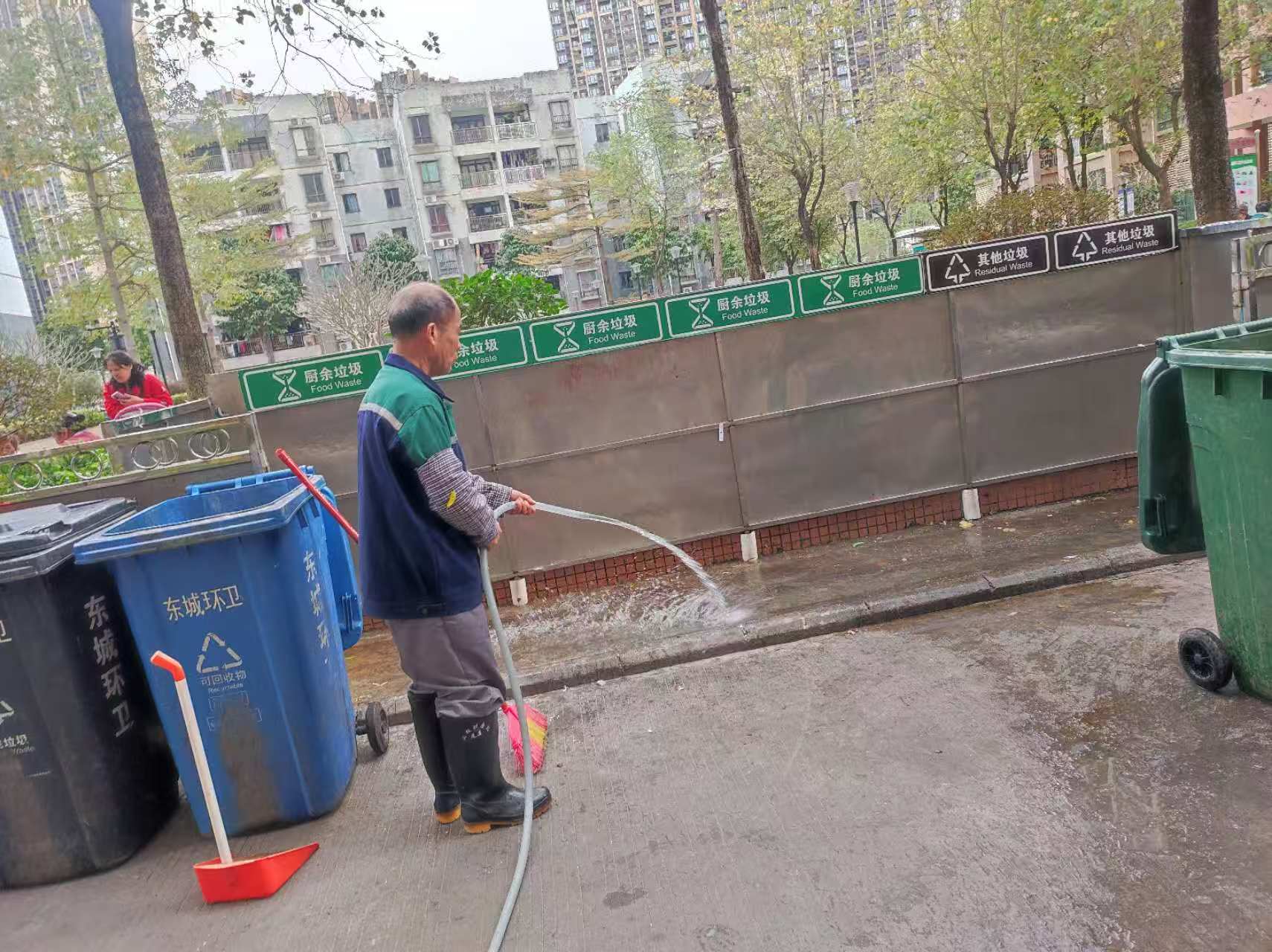 洗平臺，垃圾池2.jpg